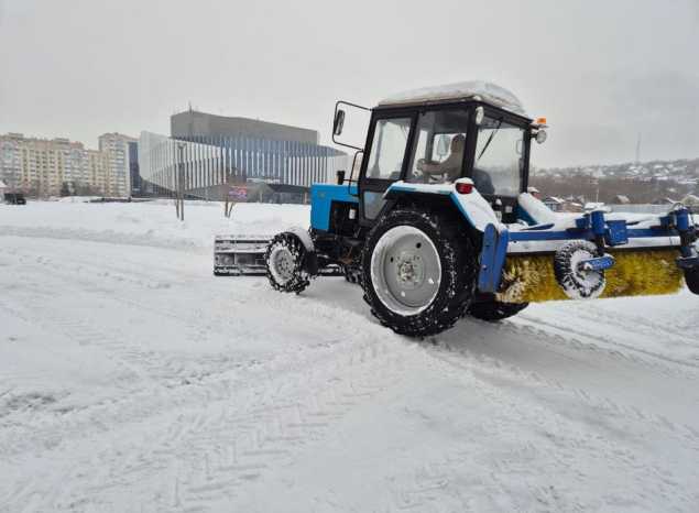 Сотрудники «Пензаконцерта» активно ведут работы по уборке снега